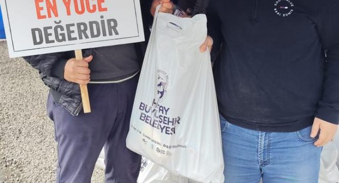 Yolbulan emekçilerine Hatay Büyükşehir Belediyesi’nden destek