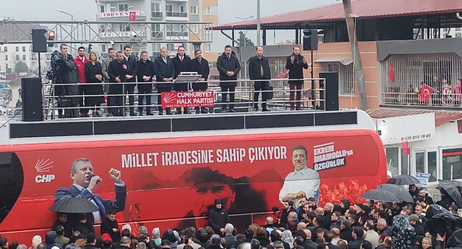 Özgür Özel’den Hatay’da Sert Mesajlar: “Can Atalay’ın Tutukluluğu En Büyük Demokrasi Ayıbıdır”