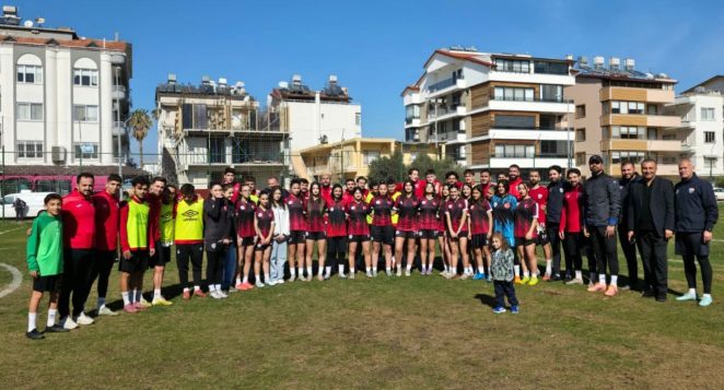 AKKAYA’DAN ÇOCUKLARA DEPREM FORMASI