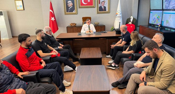 Euro 3 Cup öncesi Dönmez başkana ziyaret