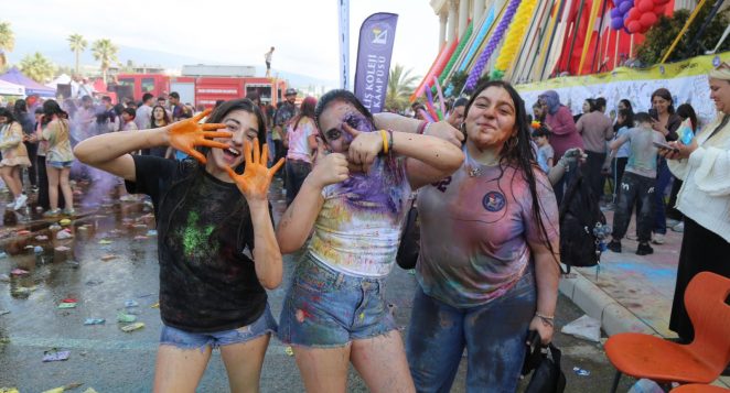YÜKSELİŞ KOLEJİ’NDE 23 NİSAN COŞKUSU COLOR FEST İLE TAÇLANDI