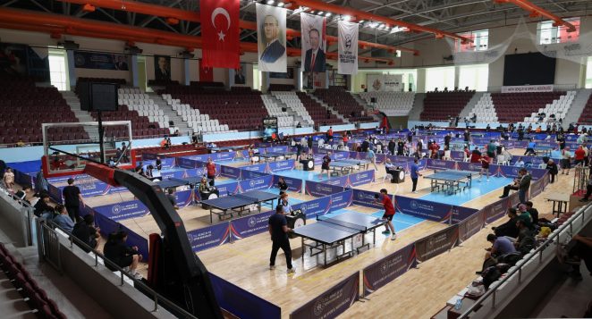 HBB’NİN DESTEKLERİYLE MASA TENİSİ TURNUVASI DÜZENLENDİ