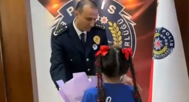 SİMYA KOLEJİ ÖĞRENCİLERİNDEN POLİSLERE ANLAMLI ZİYARET