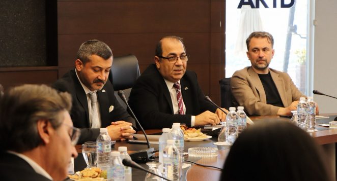 YAŞ MEYVE SEBZE SEKTÖRÜ JAPONYA ABD MISIR VE HİNDİSTAN PAZARLARINA ODAKLANDI