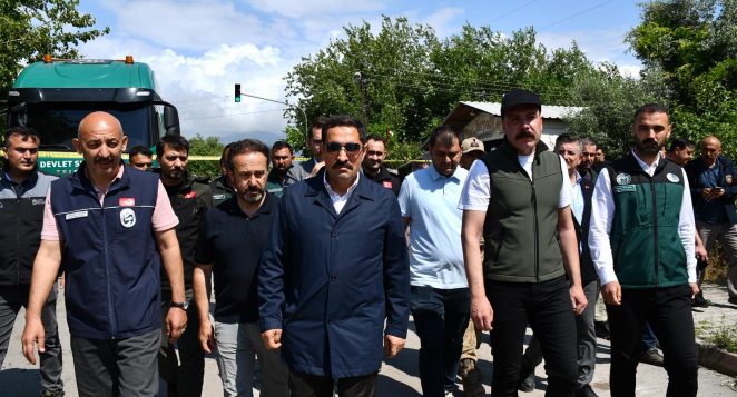 Hatay’da Kuvvetli Yağış Alarmı: 64 İhbara Müdahale Edildi