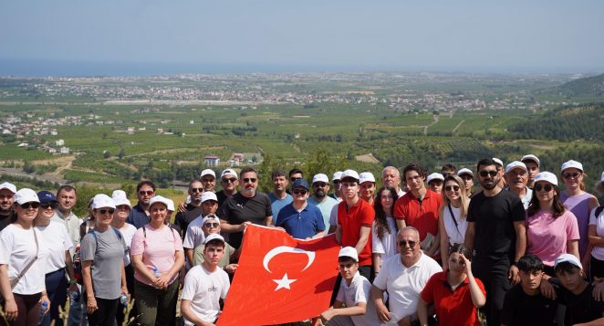 Arsuz’da 19 Mayıs Coşkusu Doğa Yürüyüşüyle Taçlandı