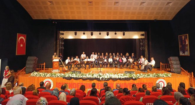 Engelsiz Türk Halk Müziği Korosu Konseri