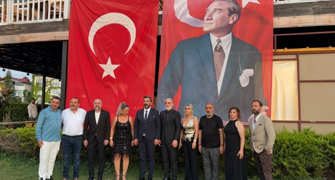 İskenderun Berberler ve Kuaförler Odası’nın Muhteşem Balosunda sektörün duayenleri onurlandırıldı!