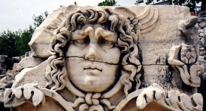 HMKÜ’ye “Medusa’nın Kadınları” Belgeseli ziyareti