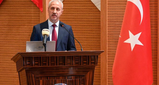 Bilim ve Hizmetin Güç Birliği: MKÜ ile HBB Stratejik ve Çok Yönlü Protokol imzası
