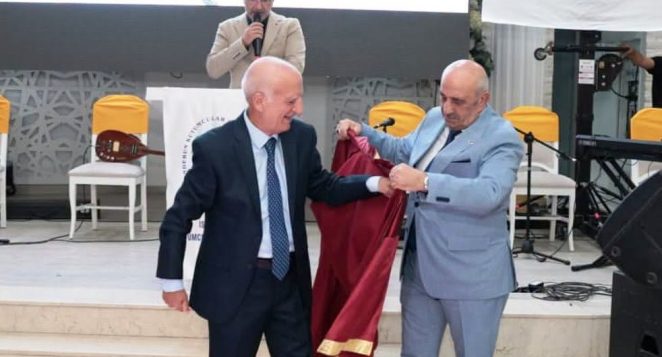 İskenderun’da Ahilik Gecesi’nde Örnek Esnaflar Ödüllendirildi