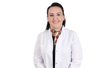 KADIN HASTALIKLARI VE DOĞUM UZMANI OP. DR. AYDAN GELİNCİK PALMİYE’DE