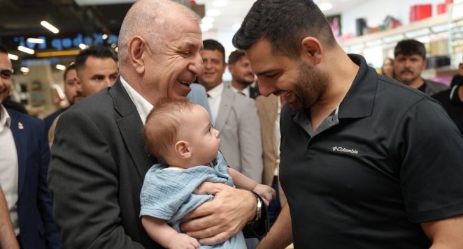 Ümit Özdağ İskenderun’da vatandaşlarla buluştu: Sorun ve talepleri dinledi